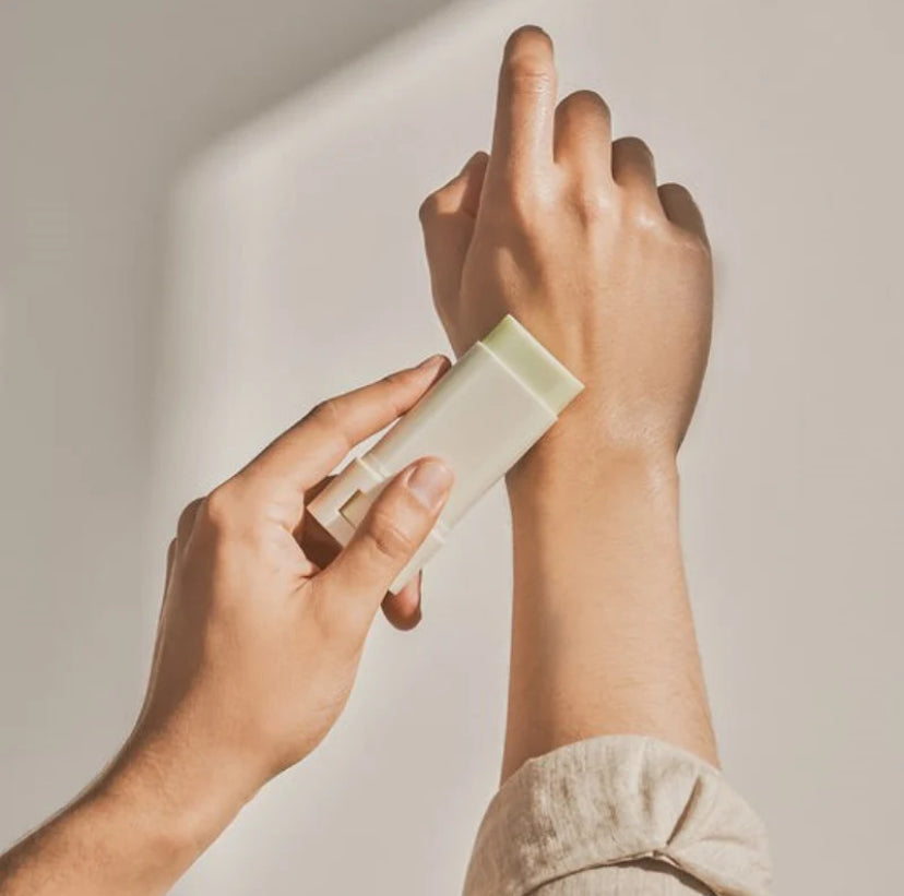Matte Sun Stick : Mugwort+Camelia SPF50 PA++++